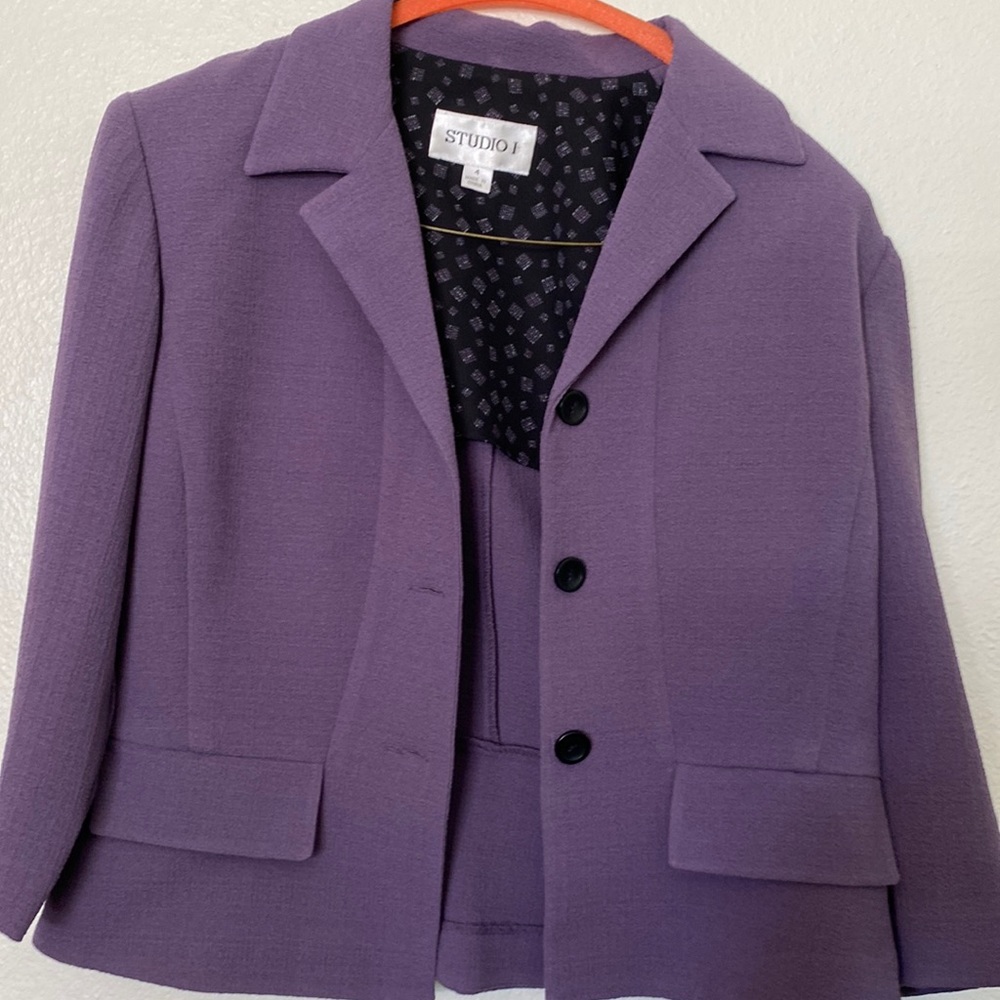 Womens blazer, three-quarter sleeves, plum. Lightweight. Perfect condition.